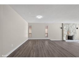 14085 114a Avenue, Surrey, BC V3R2N6 Photo 8