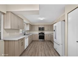 14085 114a Avenue, Surrey, BC V3R2N6 Photo 11