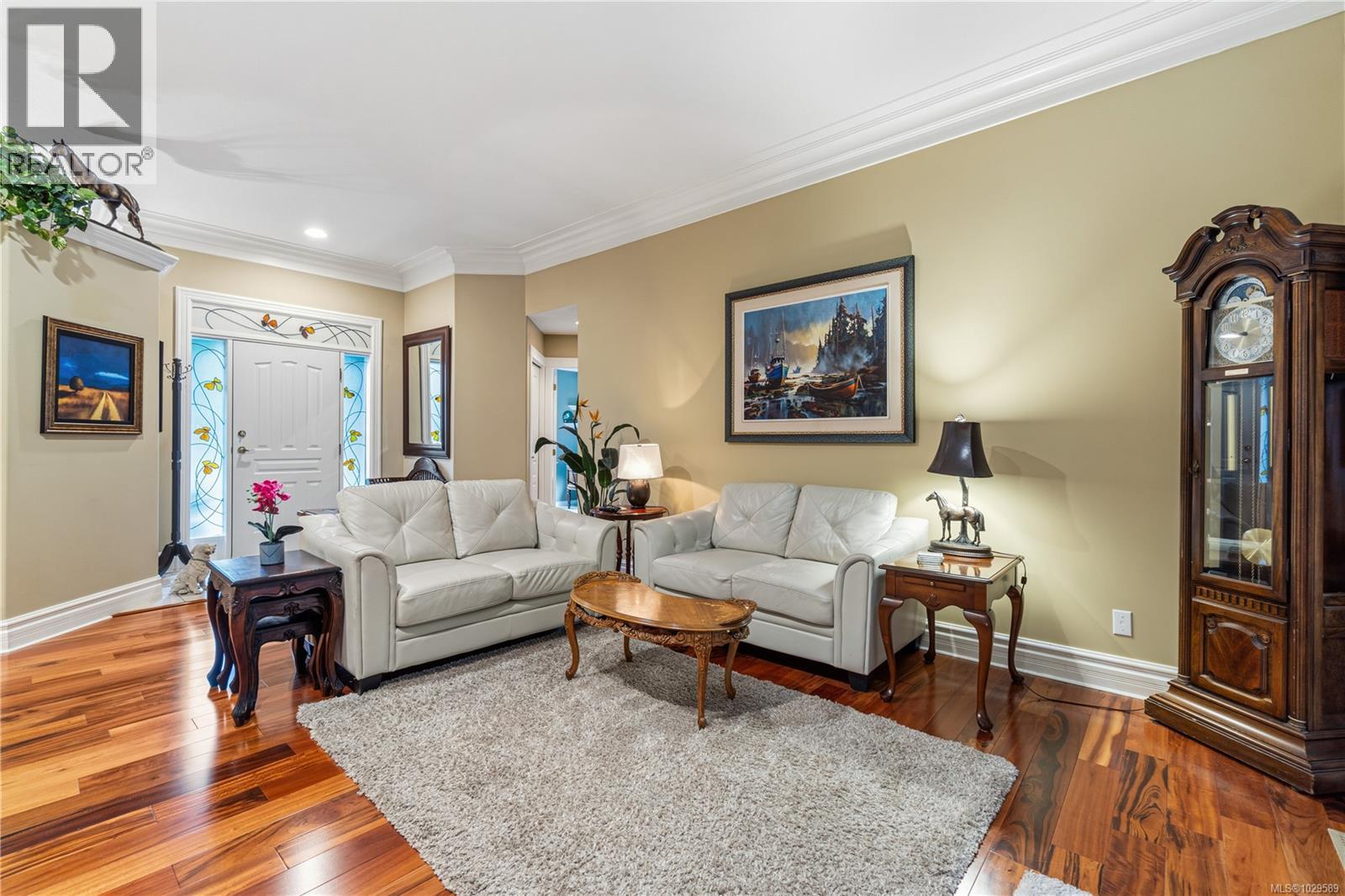 564 HAZELWOOD PL - 11