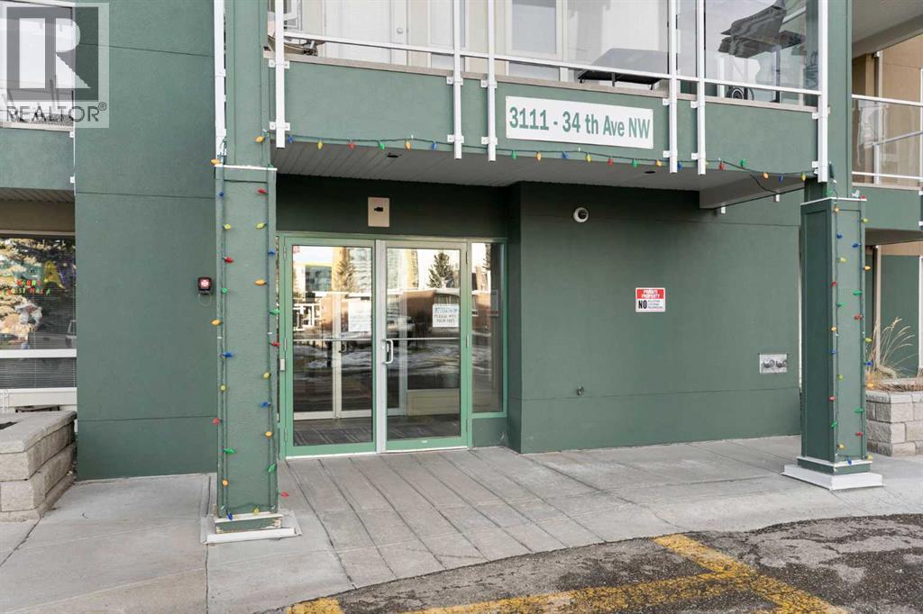 Single Family House for Sale in    Avenue NW Varsity Calgary 