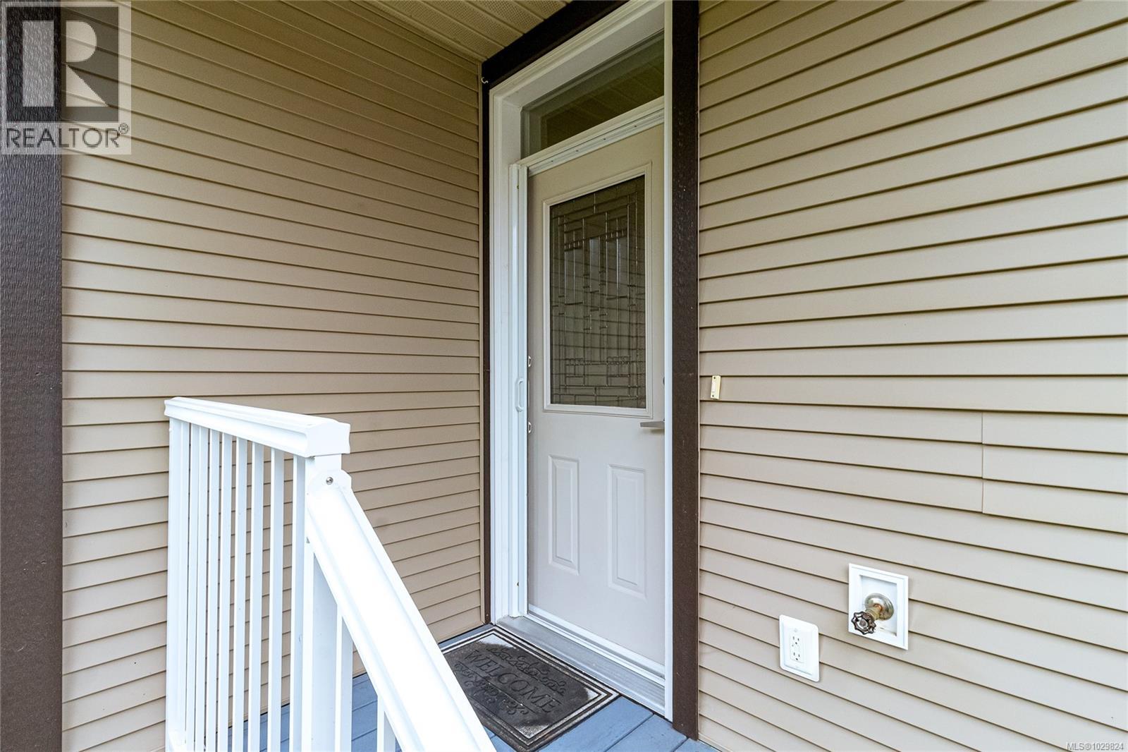 #7 3110 Cook St - 3