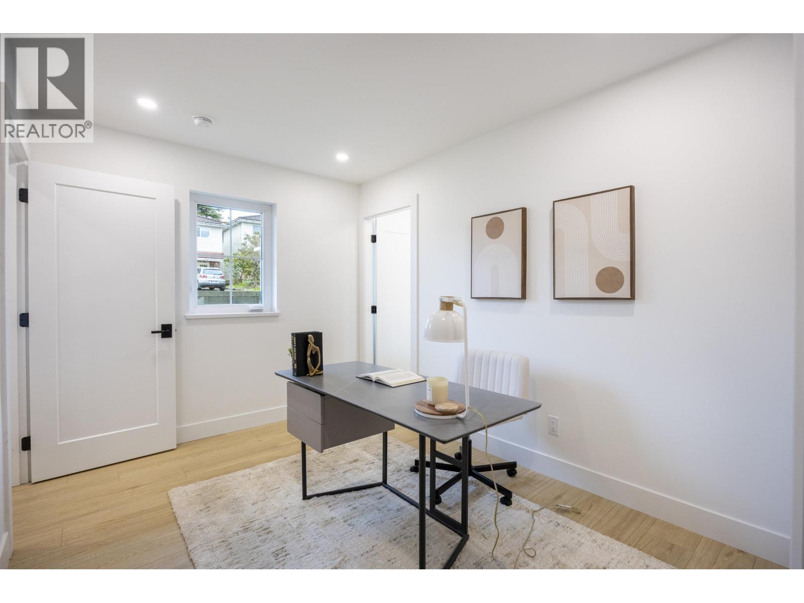 3 7353 12TH AVENUE, Burnaby