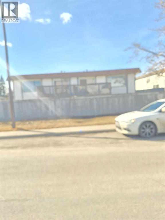 2231 48 Street SE, Calgary, Alberta