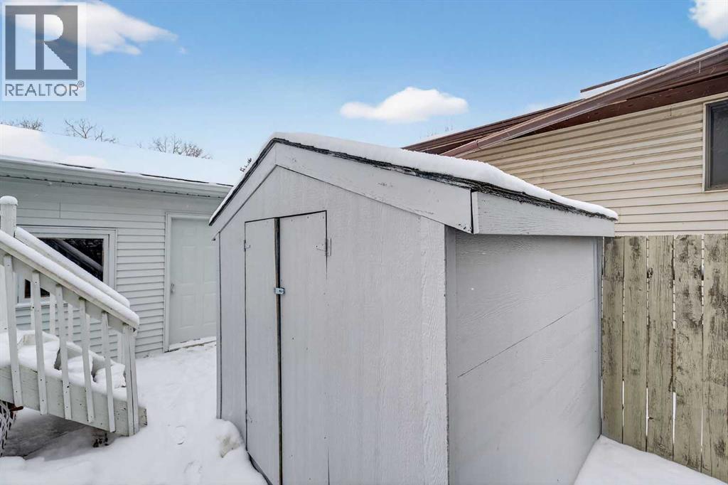 Single Family House for Sale in  Templehill Road NE Temple Calgary 