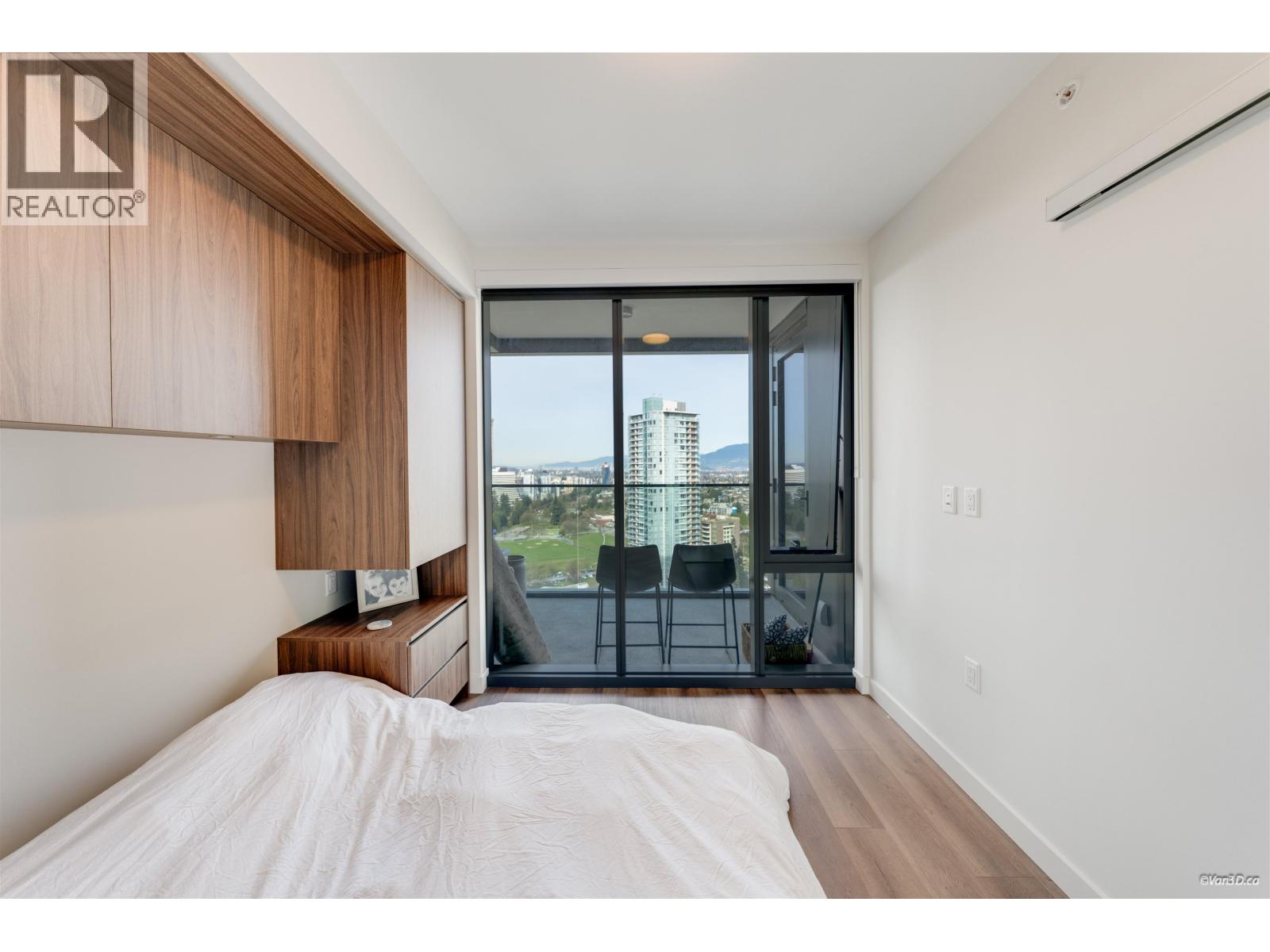 2205 5987 WILSON AVENUE, Burnaby