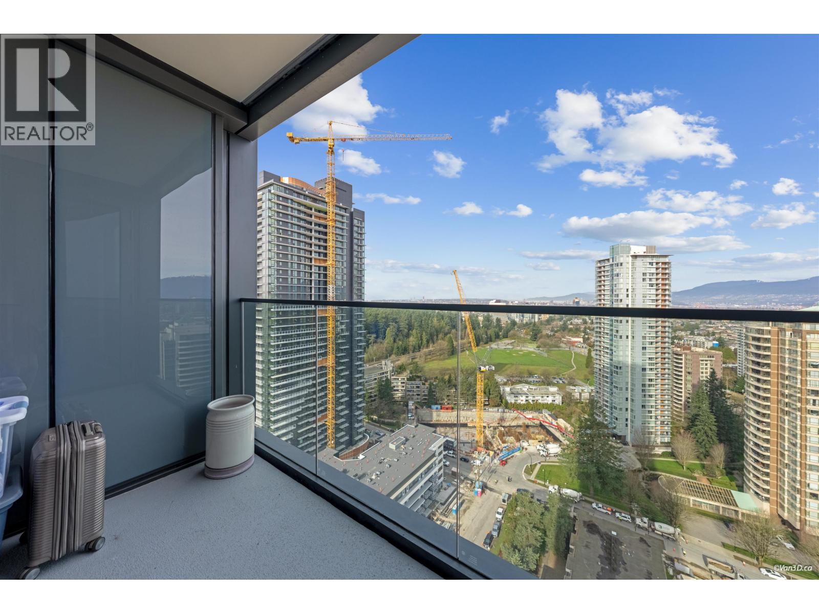 2205 5987 WILSON AVENUE, Burnaby