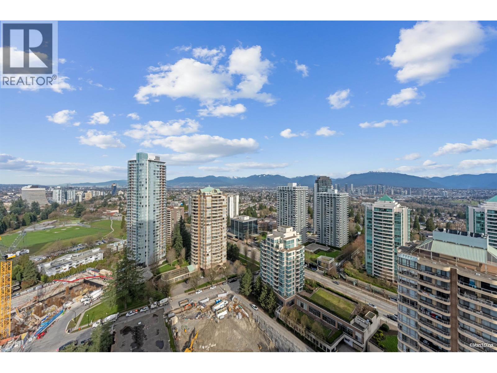 2205 5987 WILSON AVENUE, Burnaby