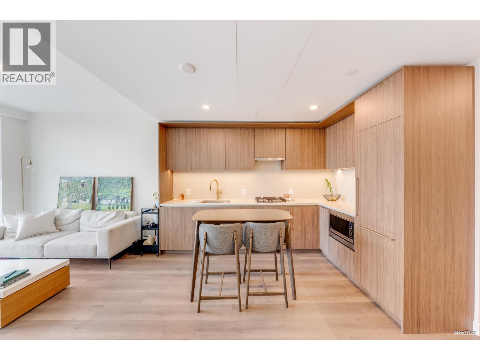 2205 5987 WILSON AVENUE, Burnaby