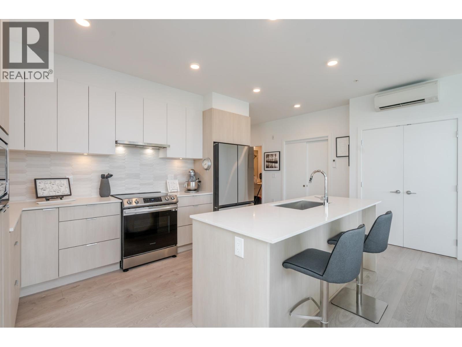 #426-2499 RABBIT Drive, Delta