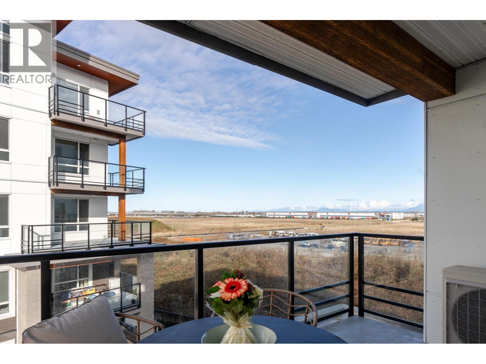 #426-2499 RABBIT Drive, Delta