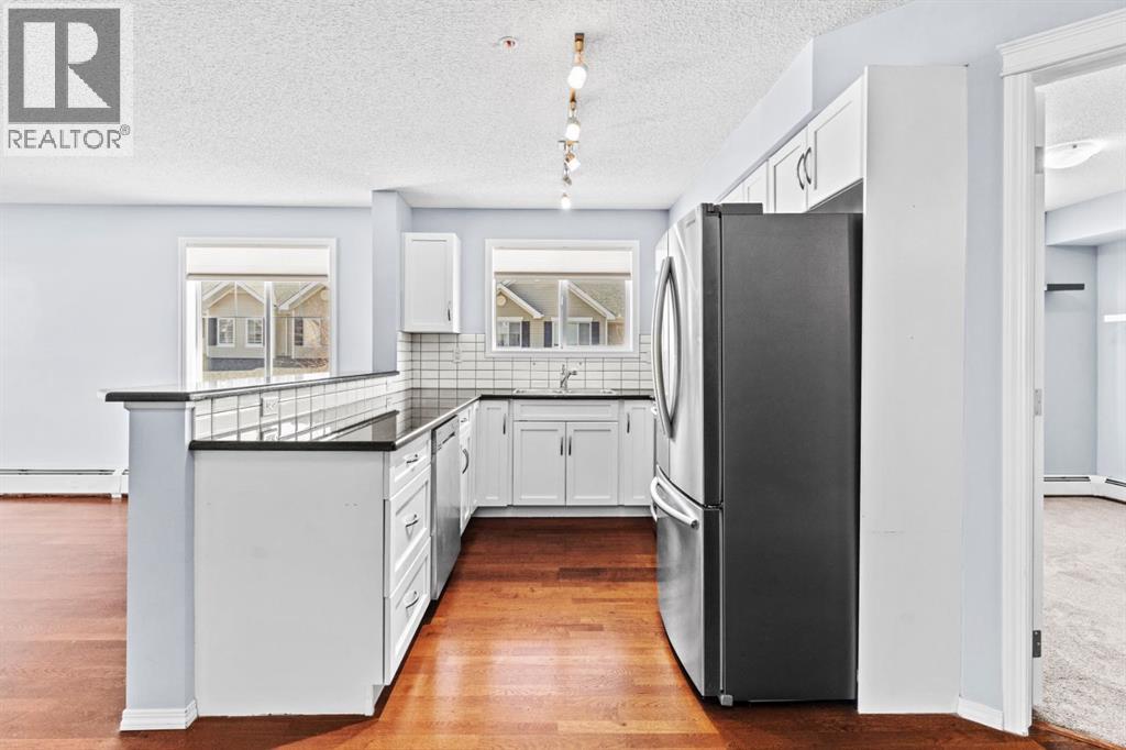 Single Family House for Sale in   Country Village Manor NE Country Hills Village Calgary 