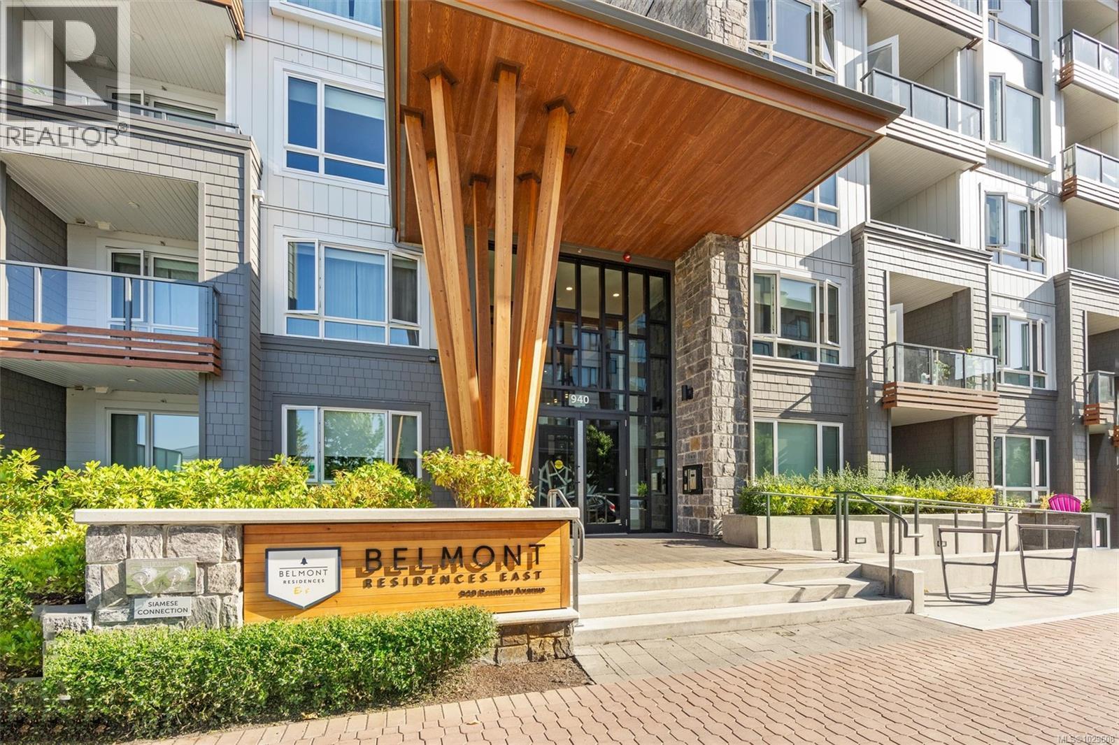 #410 940 REUNION AVE - 22