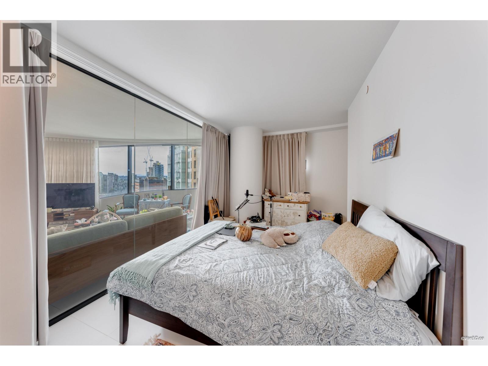 1603 1033 NELSON STREET, Vancouver