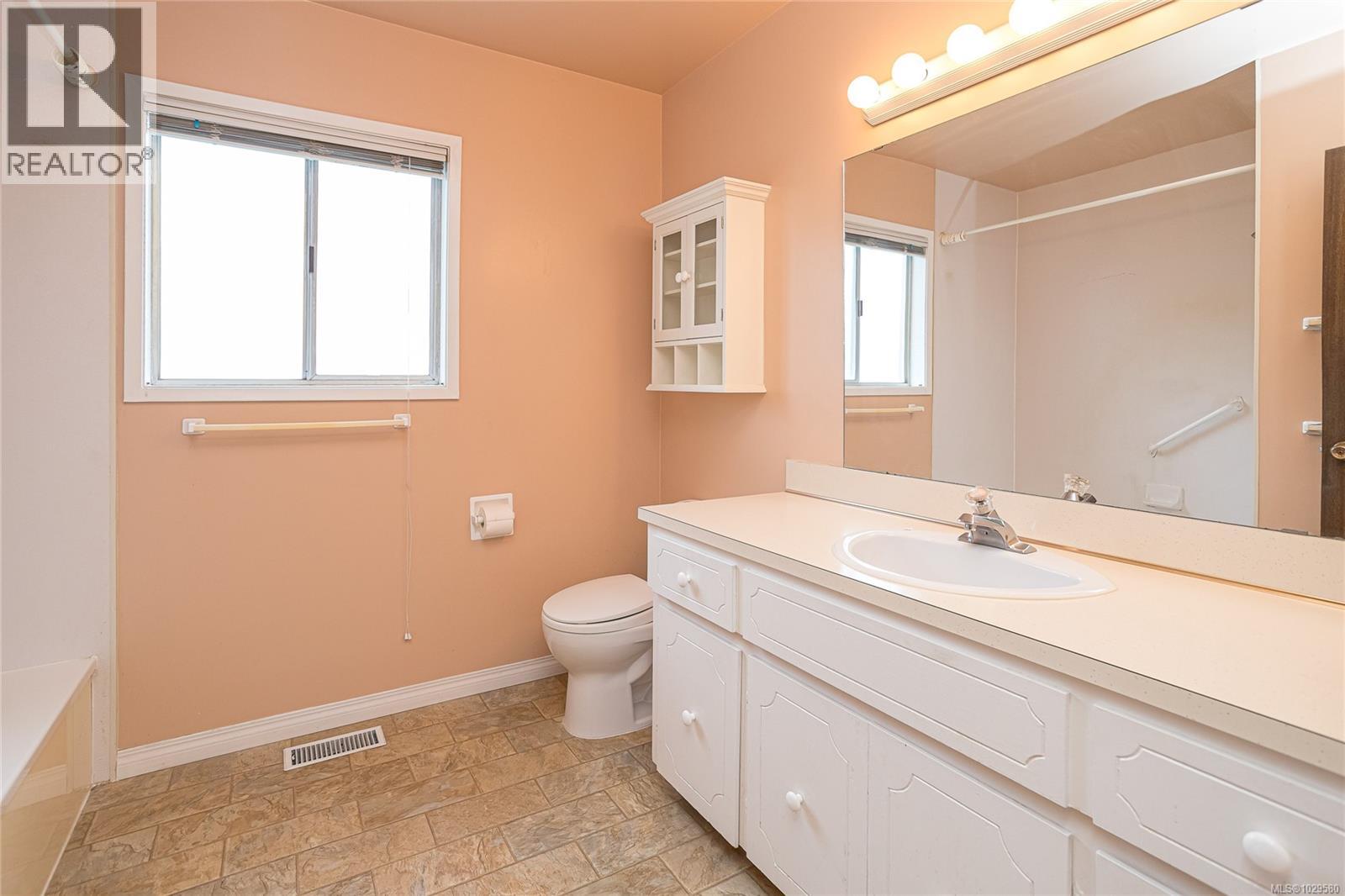  2615 Arbutus Road, Saanich