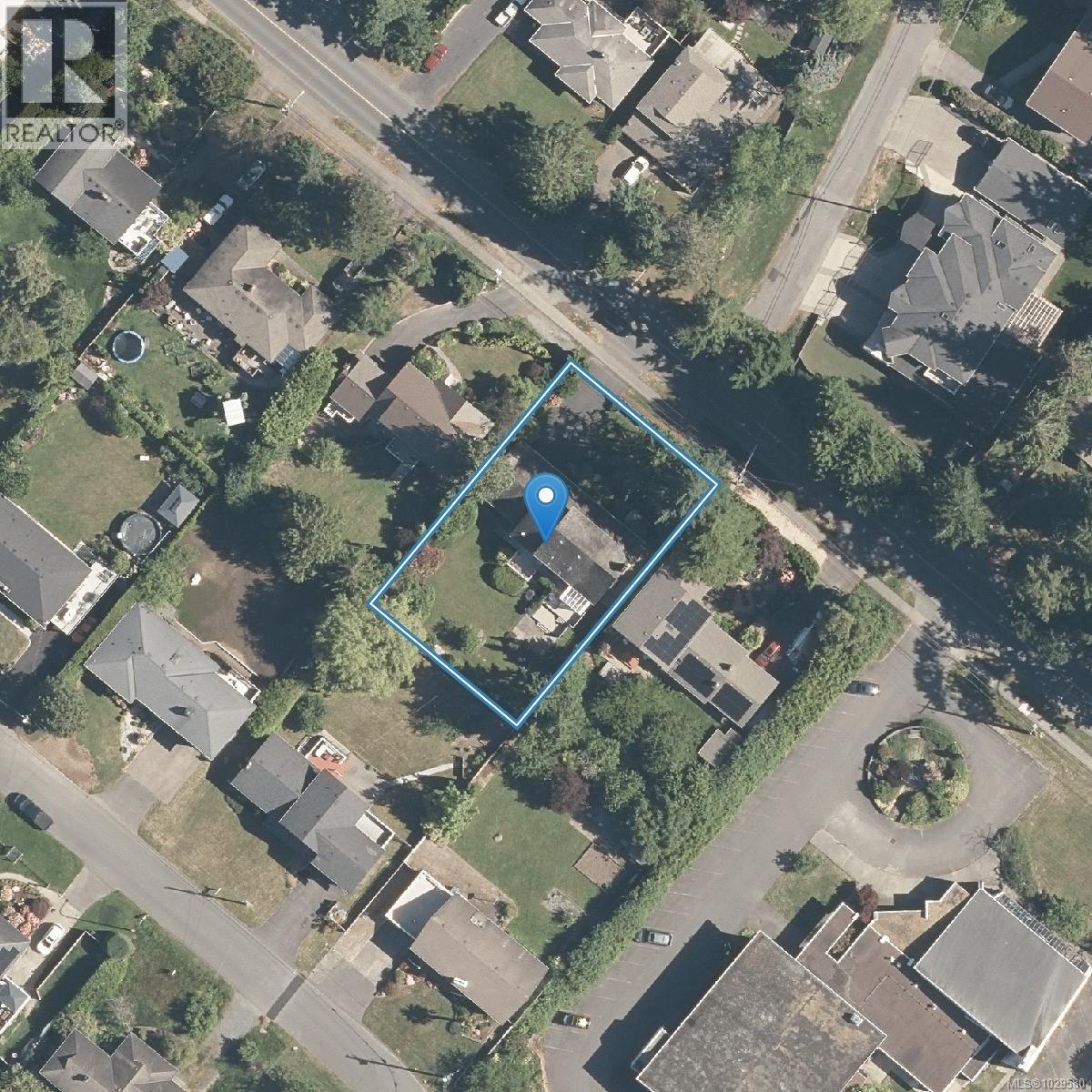  2615 Arbutus Road, Saanich