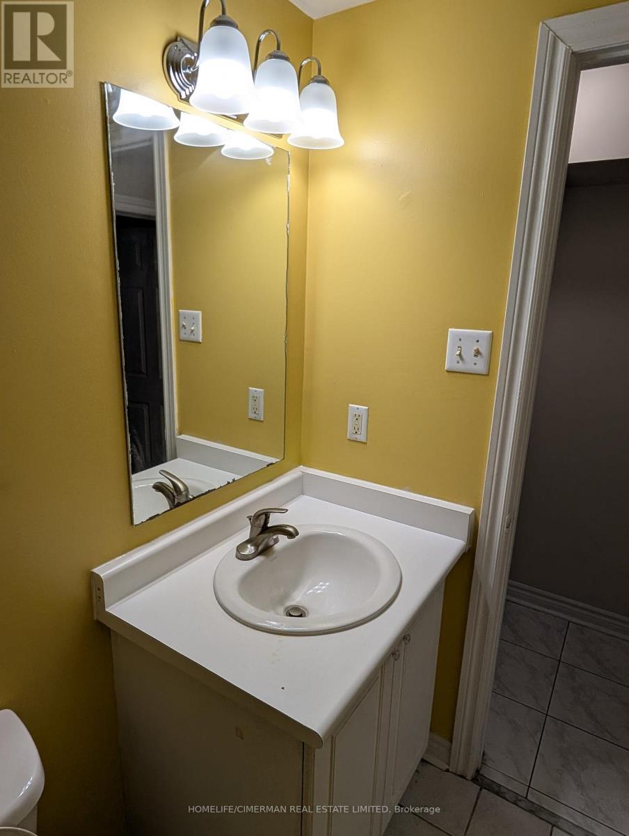 1585 WESTON ROAD S - 11