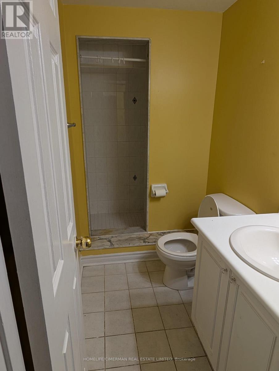 1585 WESTON ROAD S - 7