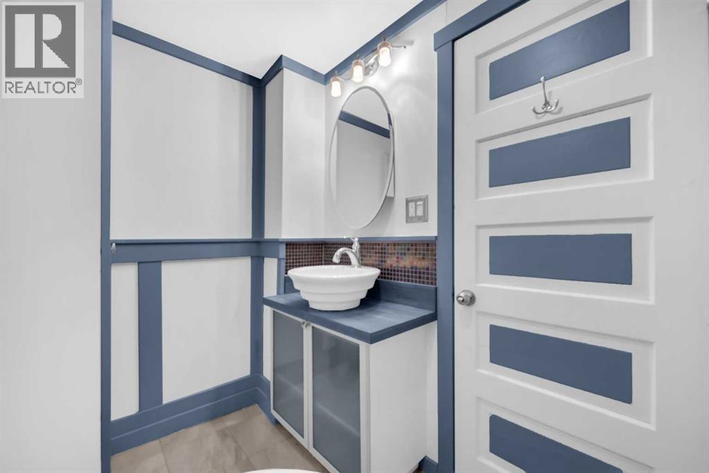 Single Family House for Sale in   Avenue Ramsay Calgary 