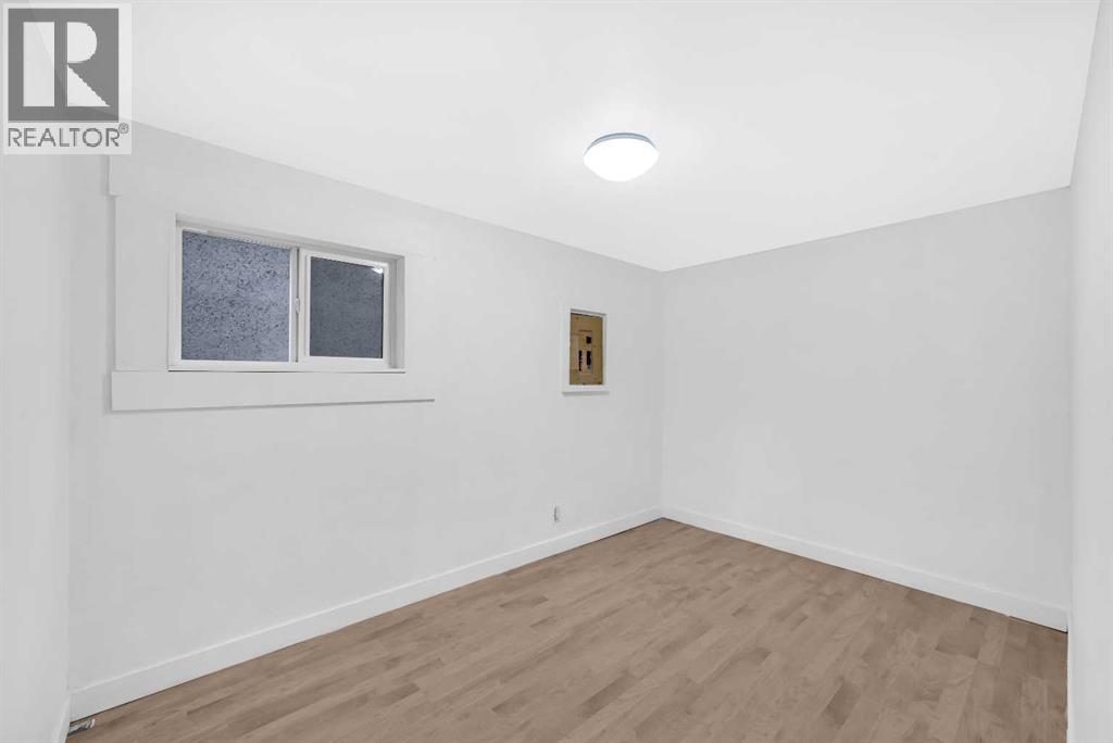 Single Family House for Sale in   Avenue Ramsay Calgary 