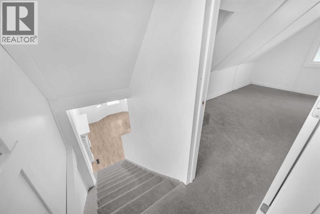 Single Family House for Sale in   Avenue Ramsay Calgary 