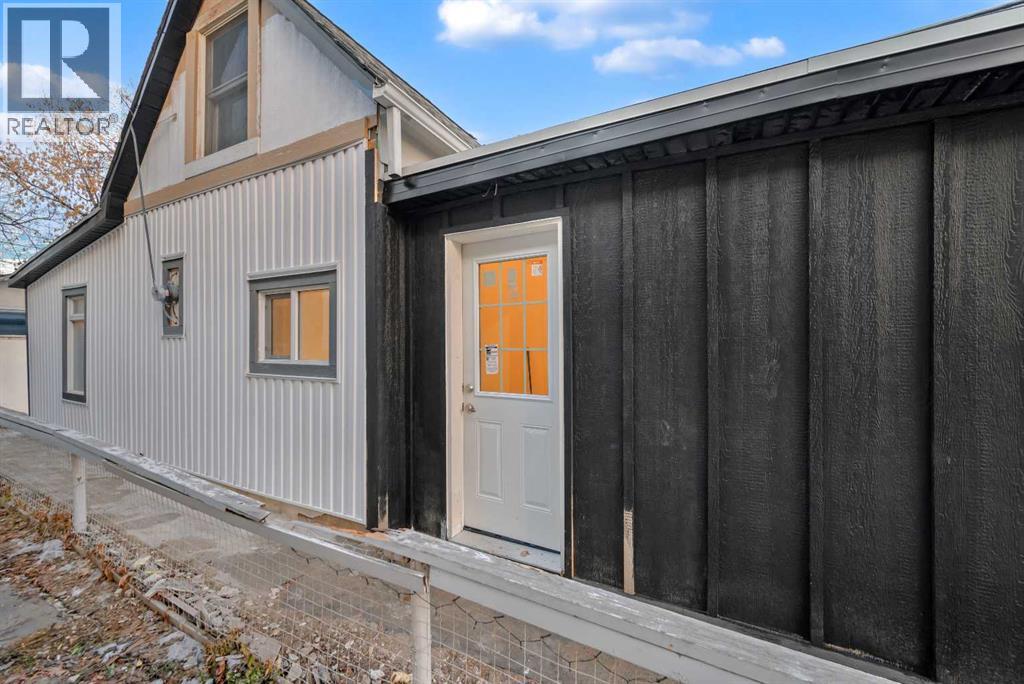 Single Family House for Sale in   Avenue Ramsay Calgary 