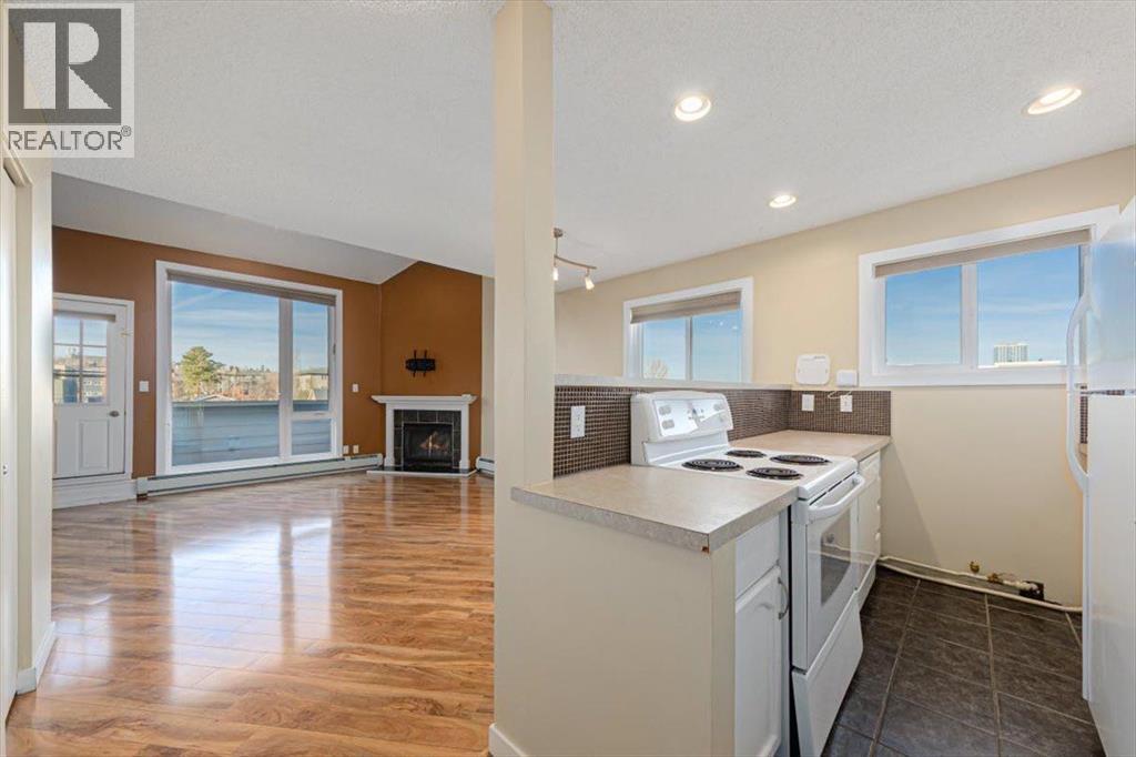 Single Family House Multi-level for Sale in   A Street SW Bankview Calgary 