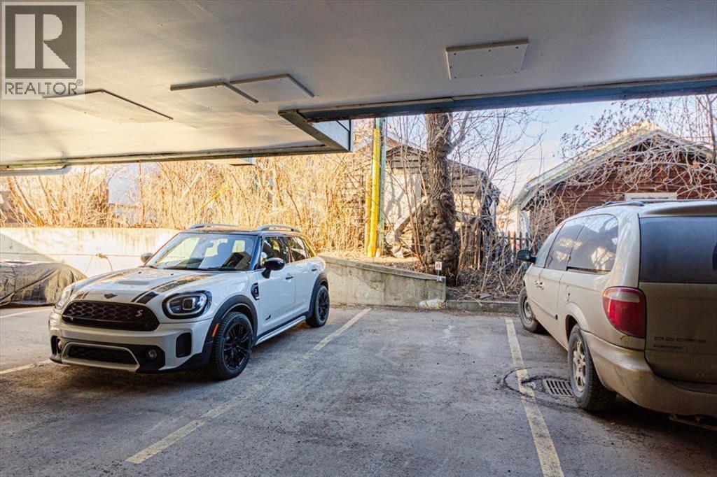 Single Family House Multi-level for Sale in   A Street SW Bankview Calgary 