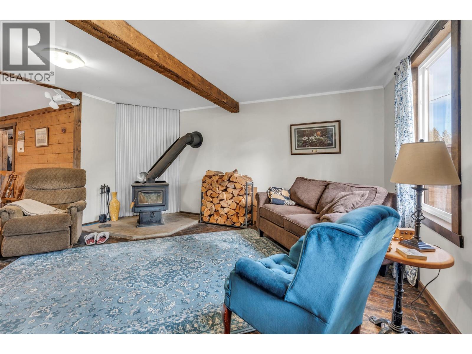  422 HUEY Road, Princeton