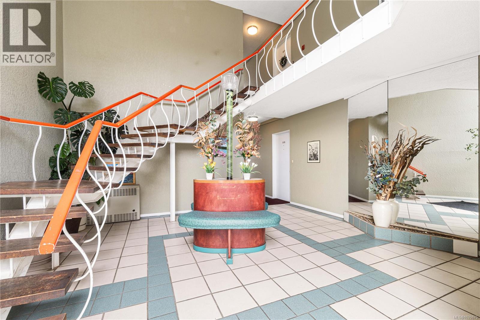 700 Poplar St - 20