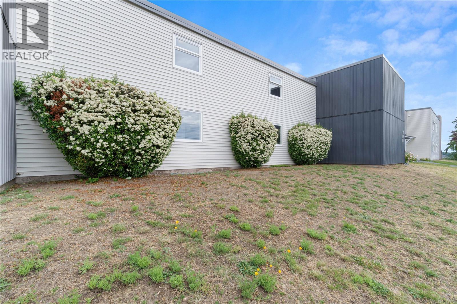 700 Poplar St - 9