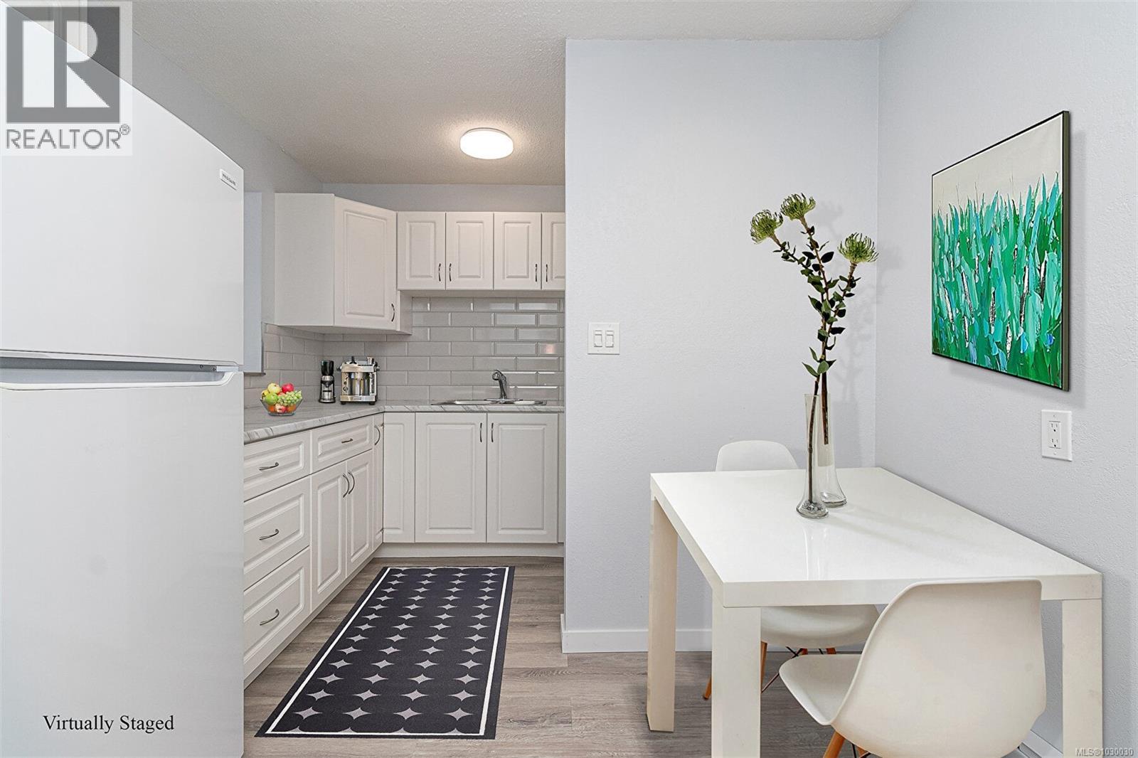 #9 1986 GLENIDLE RD - 20