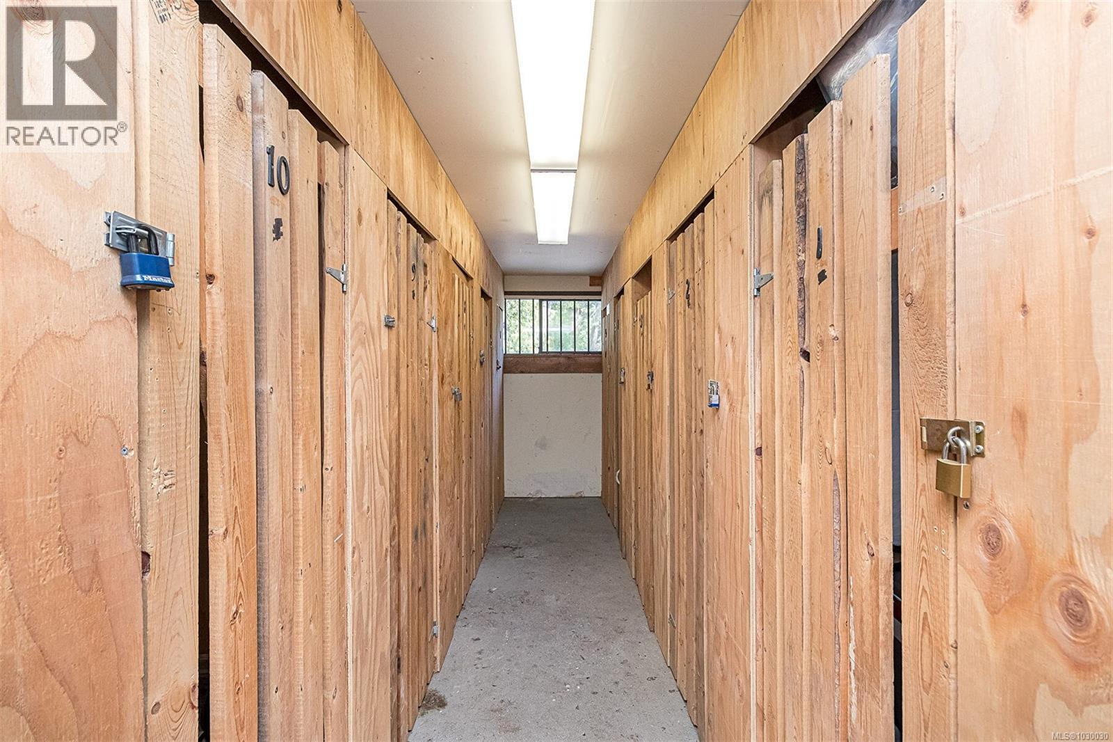 #9 1986 GLENIDLE RD - 41