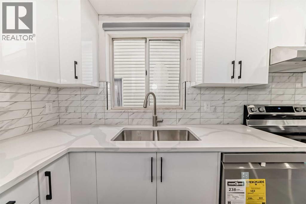 Single Family House Bi-level for Sale in  Falmere Way NE Falconridge Calgary 