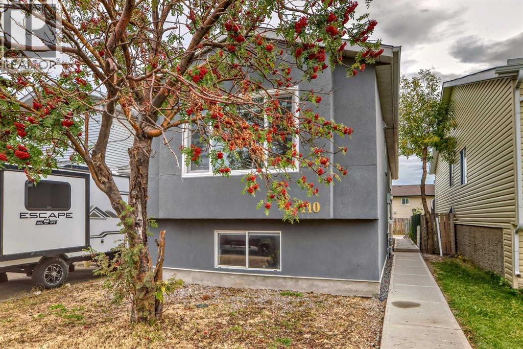 110 Falmere Way NE, Calgary, Alberta