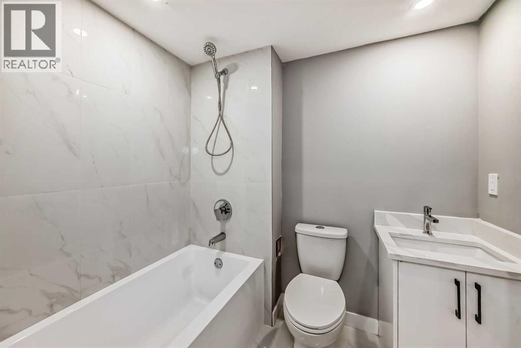 Single Family House Bi-level for Sale in  Falmere Way NE Falconridge Calgary 