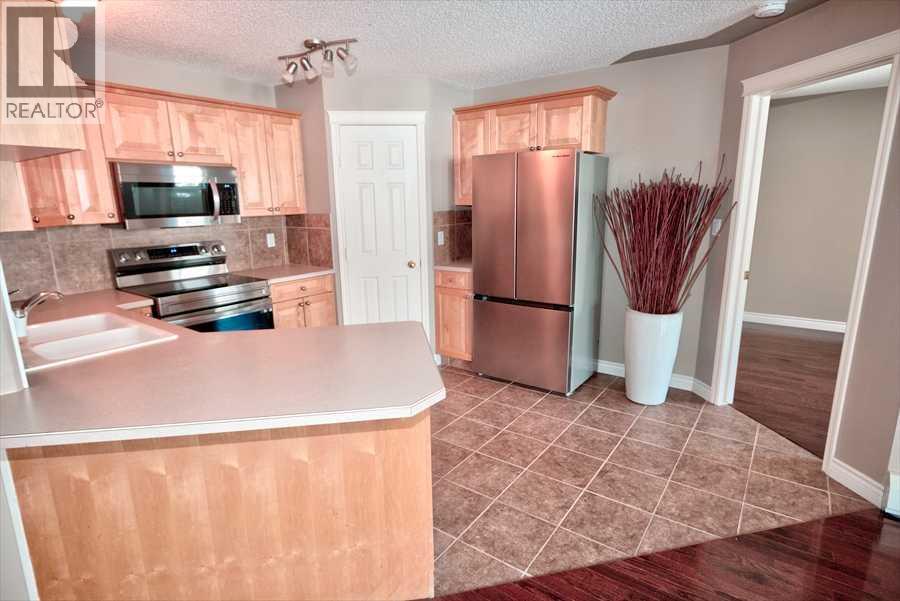 Single Family House for Sale in   Springbank Boulevard SW Springbank Hill Calgary 