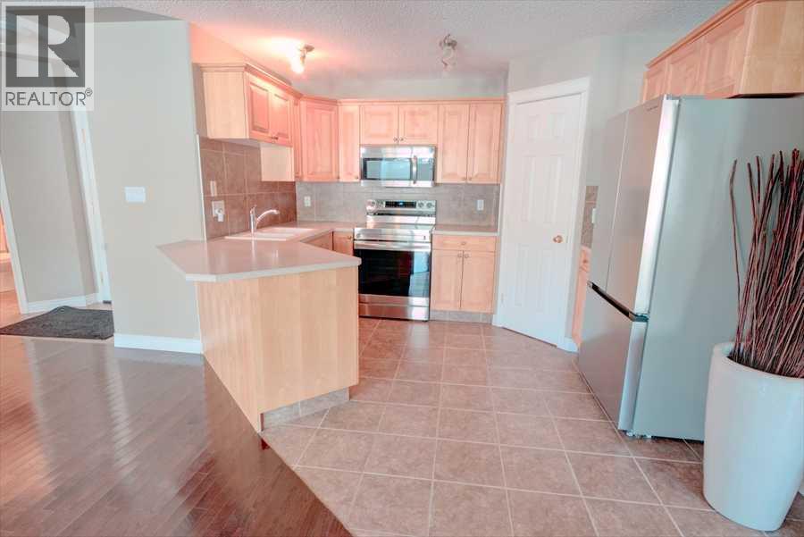 Single Family House for Sale in   Springbank Boulevard SW Springbank Hill Calgary 