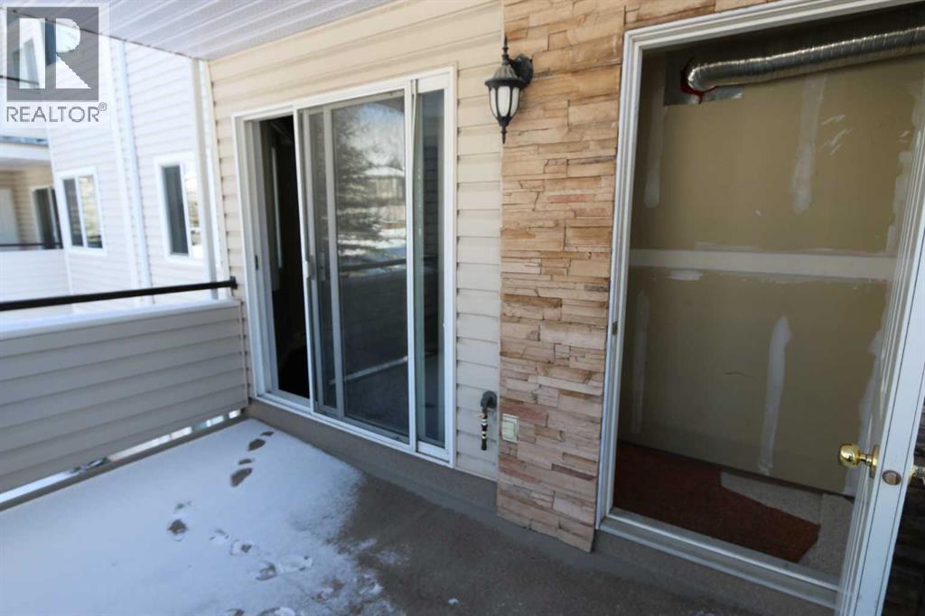 Single Family House for Sale in   Springbank Boulevard SW Springbank Hill Calgary 