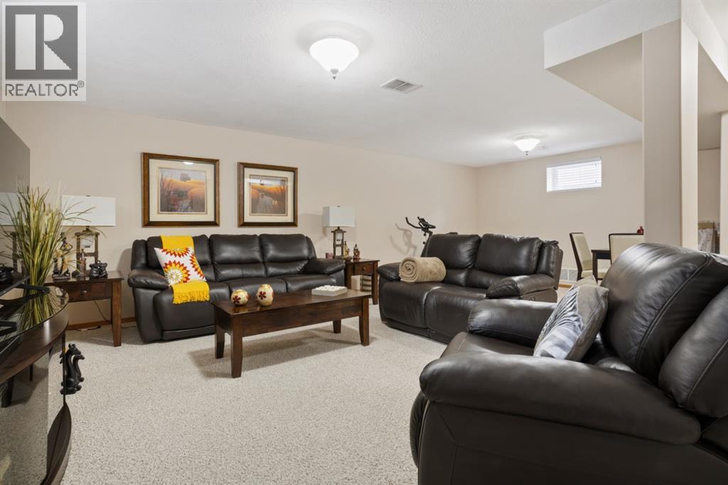 Single Family House for Sale in   Street Victoria Park Camrose 