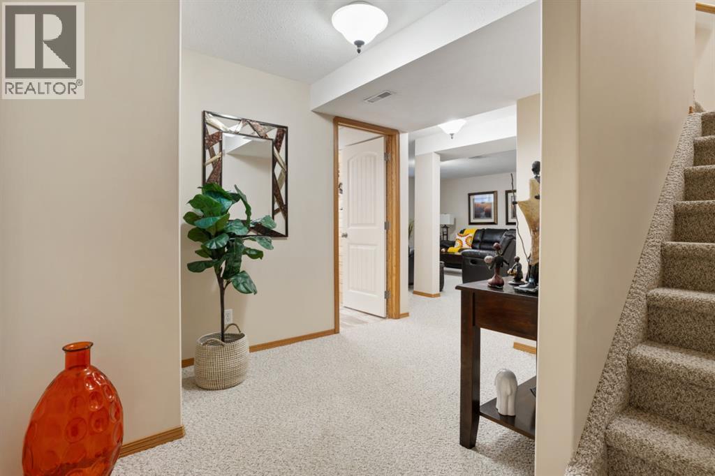 Single Family House for Sale in   Street Victoria Park Camrose 