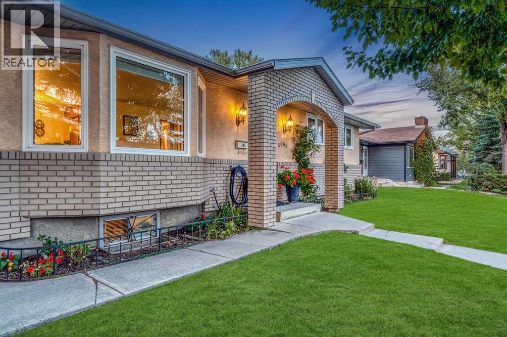 Single Family House Bungalow for Sale in  Rundleview Road NE Rundle Calgary 