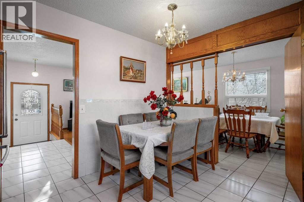 Single Family House Bungalow for Sale in  Rundleview Road NE Rundle Calgary 