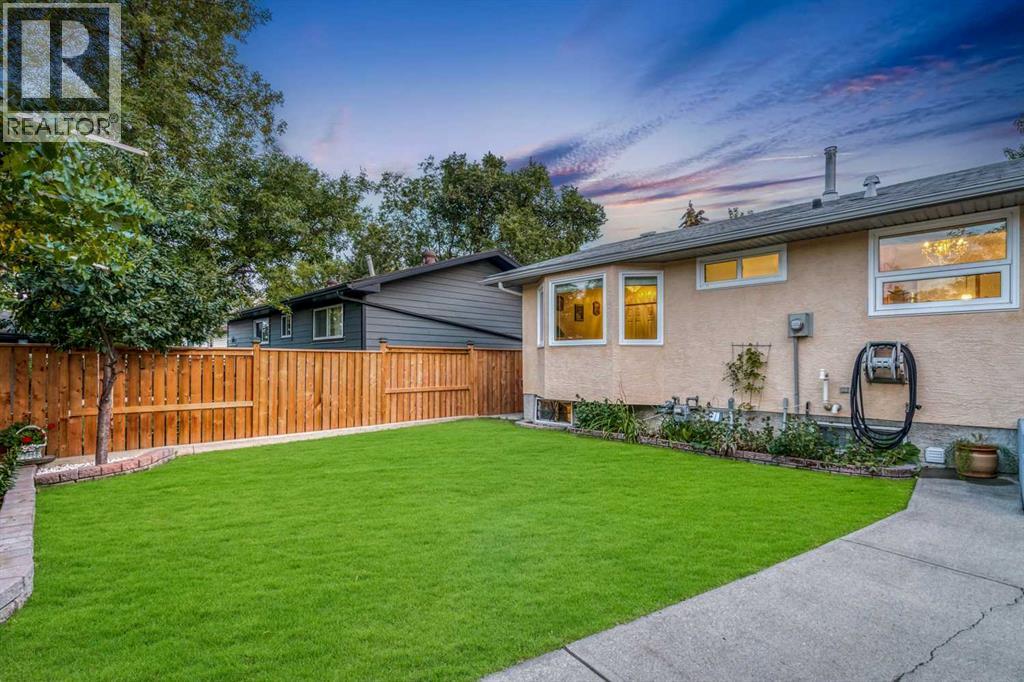 Single Family House Bungalow for Sale in  Rundleview Road NE Rundle Calgary 