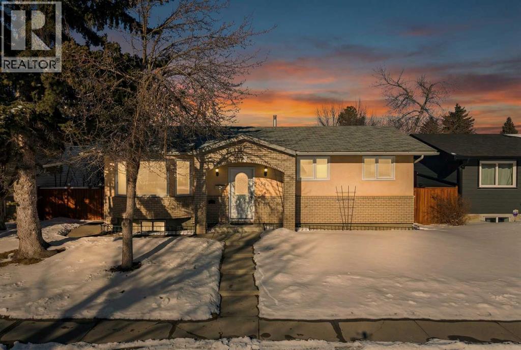 Single Family House Bungalow for Sale in  Rundleview Road NE Rundle Calgary 