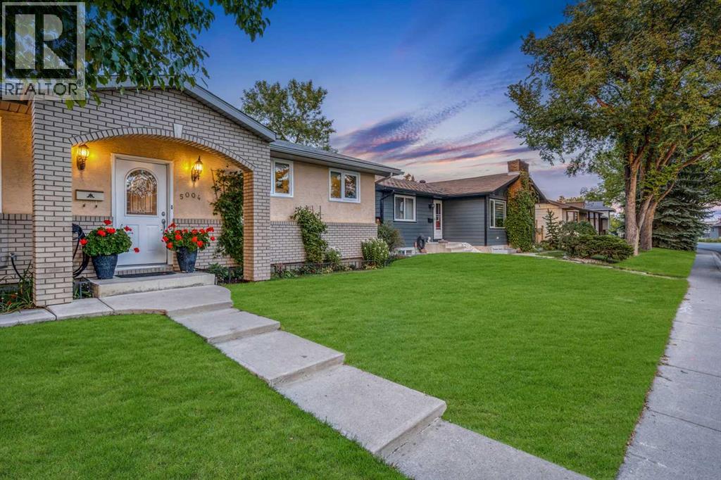 Single Family House Bungalow for Sale in  Rundleview Road NE Rundle Calgary 