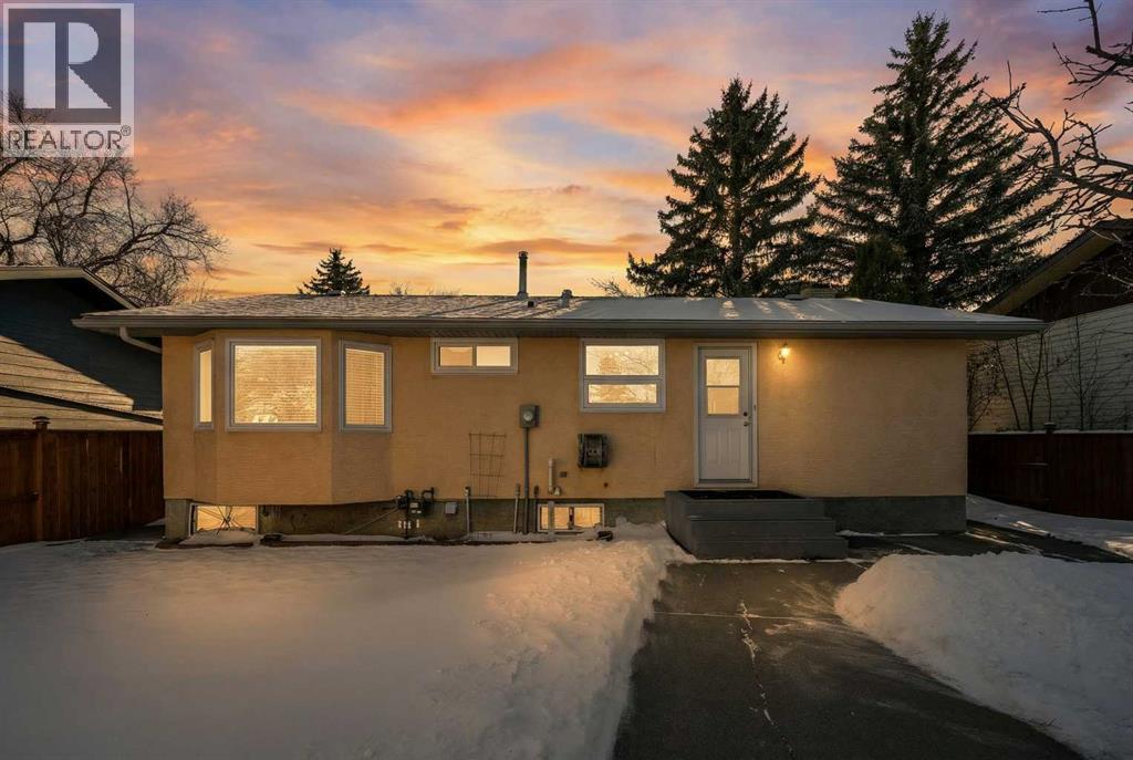 Single Family House Bungalow for Sale in  Rundleview Road NE Rundle Calgary 