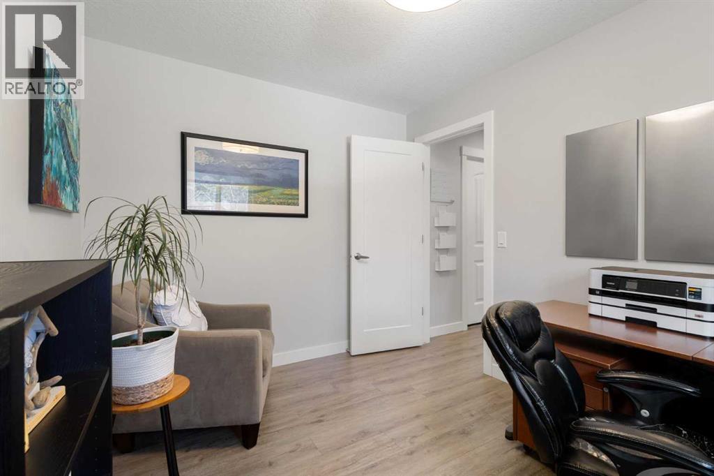 Single Family House for Sale in  Varsity Estates Bay NW Varsity Calgary 