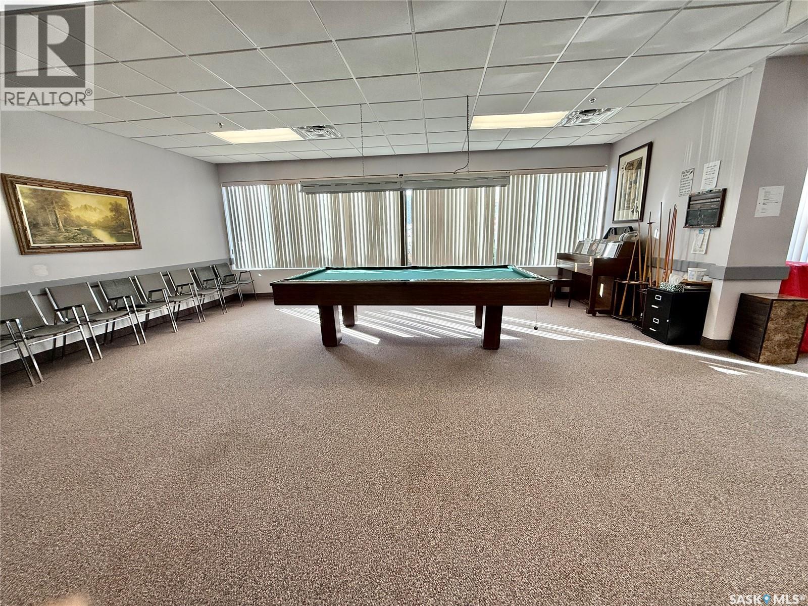 #301 351 SAGUENAY DRIVE - 27