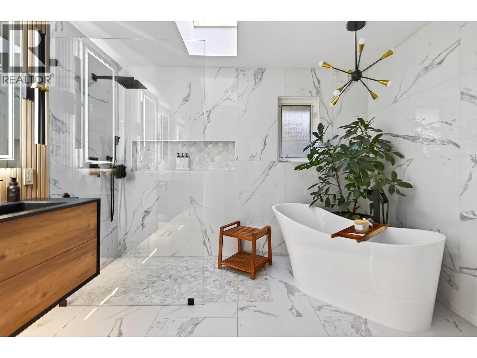 1095 Laurel Place - 11