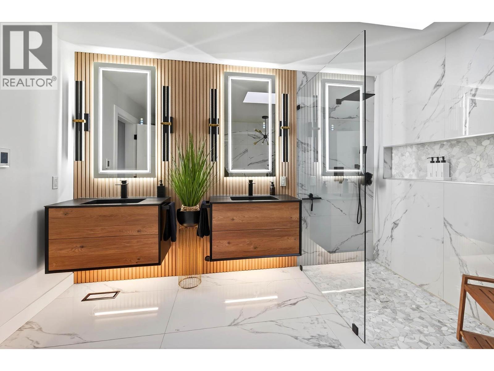 1095 LAUREL PLACE - 8